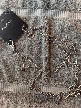🌟 3/$20 Eligible! NWT BodyRage Silver-Tone Spike Wallet Chain